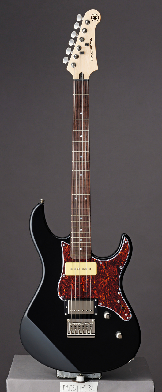 Yamaha Pacifica 311H BK